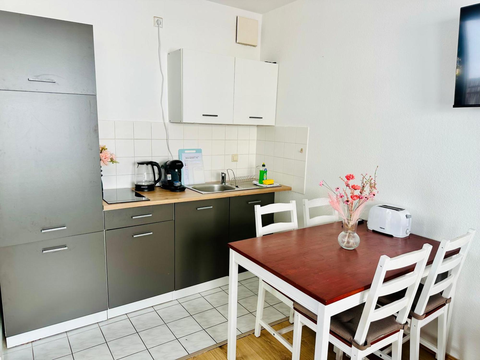 Studio Apartment In Stoetteritz With Balcony - Great Public Transport Links To The City Лайпциг Екстериор снимка